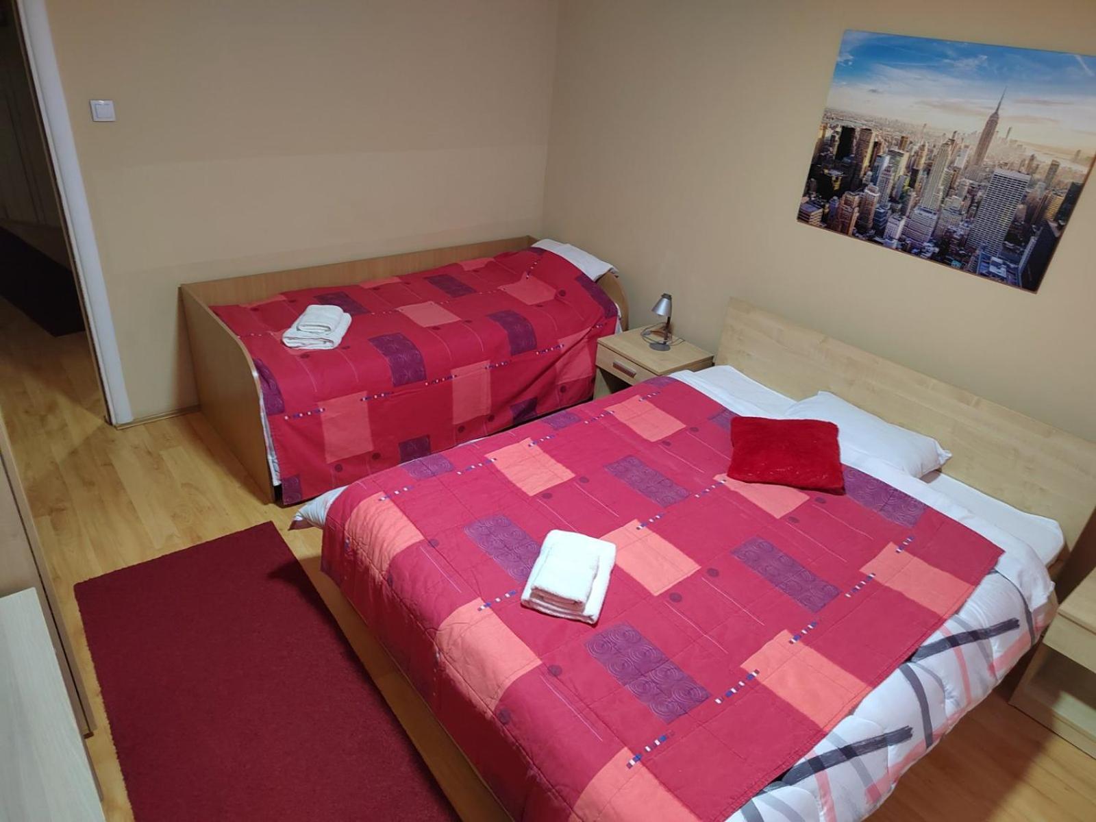 Bed And Breakfast Majesty Ni エクステリア 写真