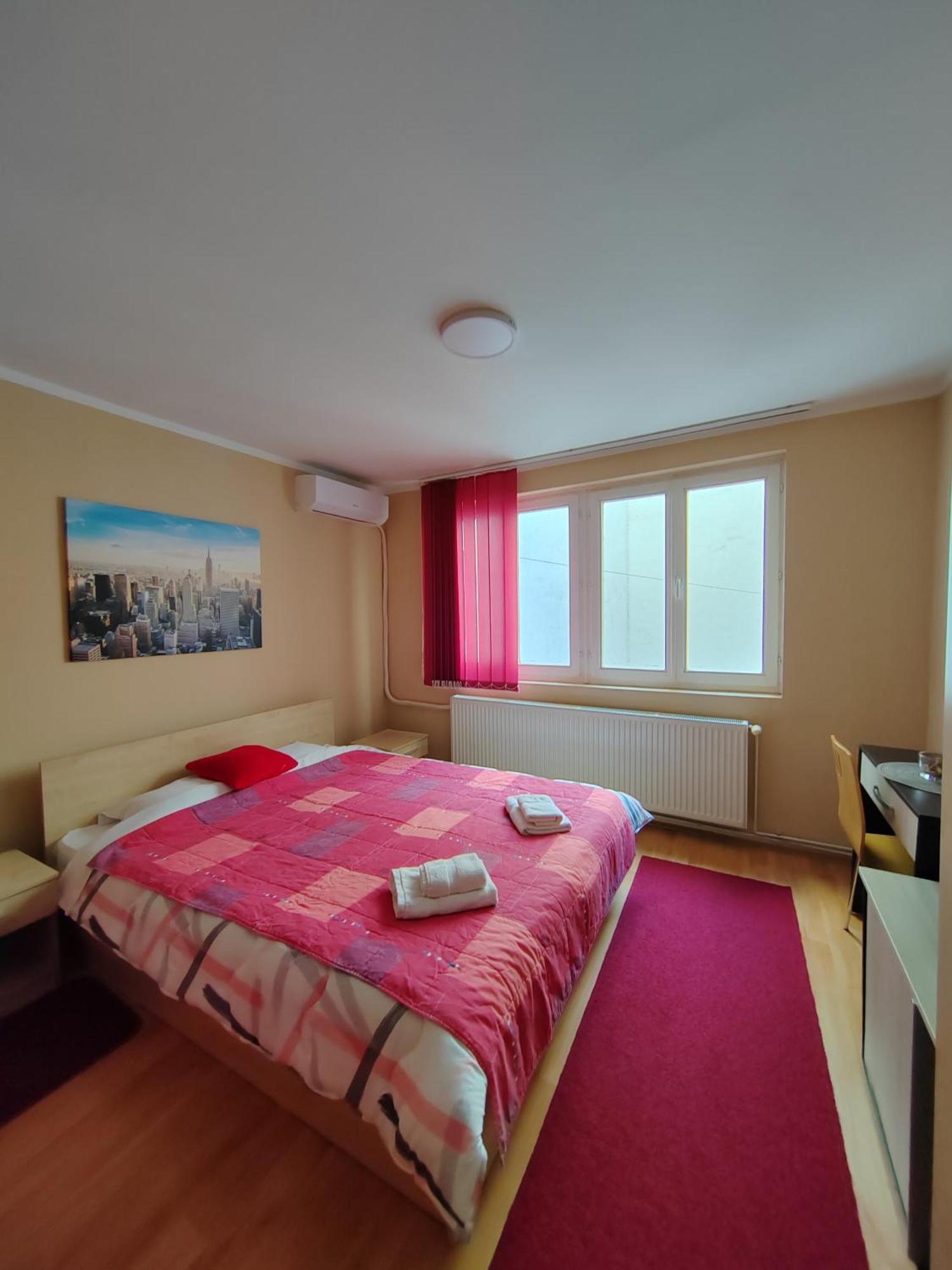 Bed And Breakfast Majesty Ni エクステリア 写真