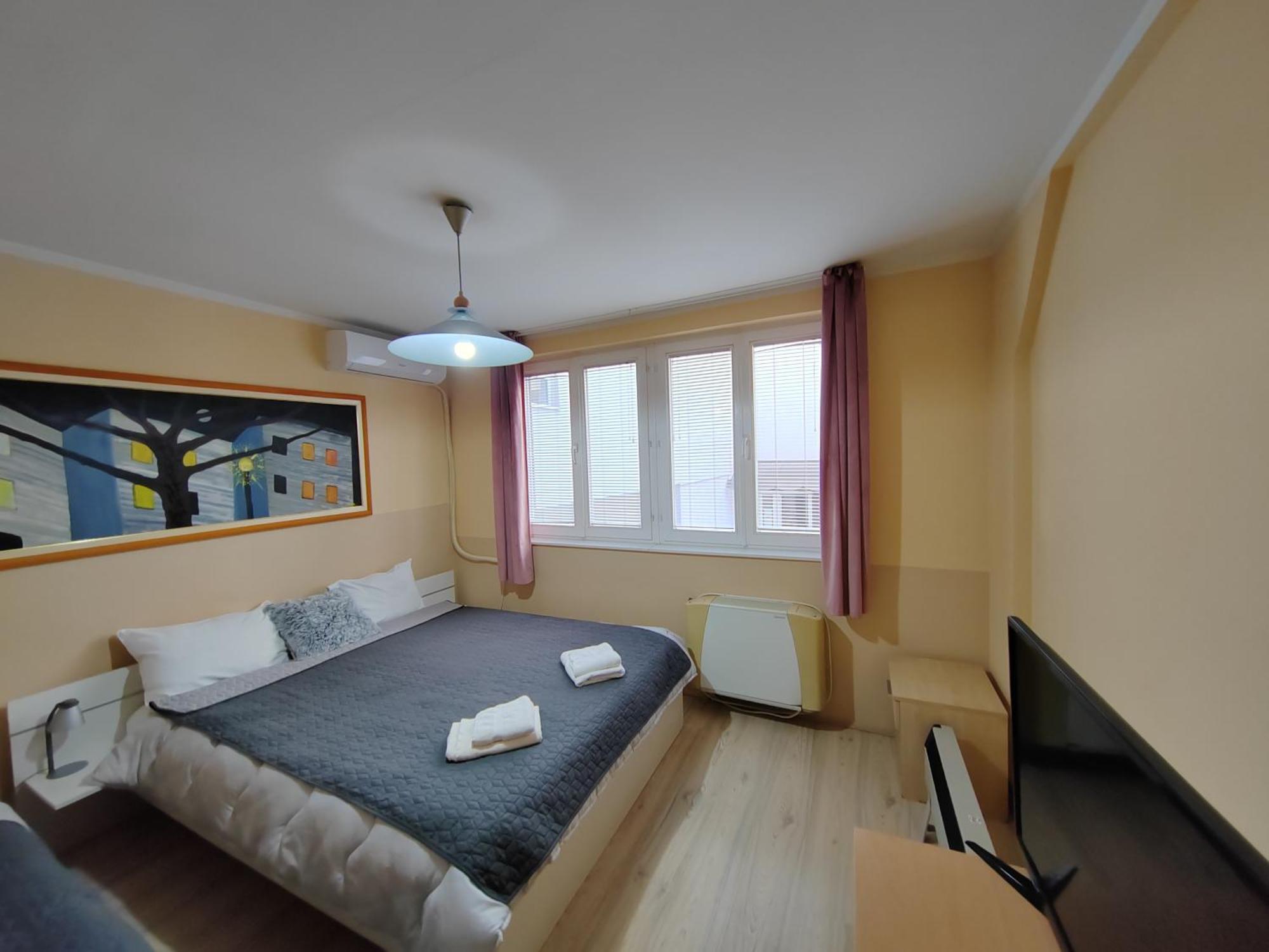 Bed And Breakfast Majesty Ni エクステリア 写真