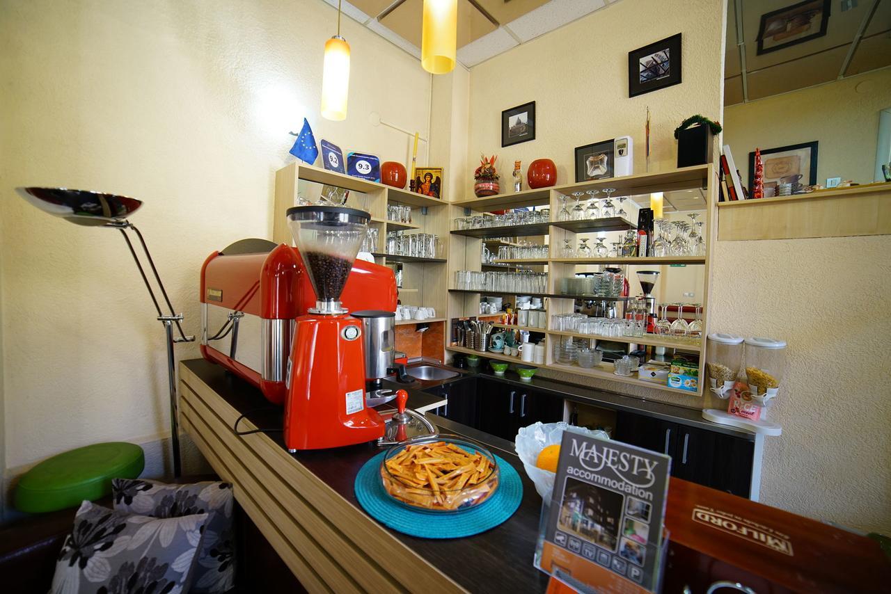 Bed And Breakfast Majesty Ni エクステリア 写真