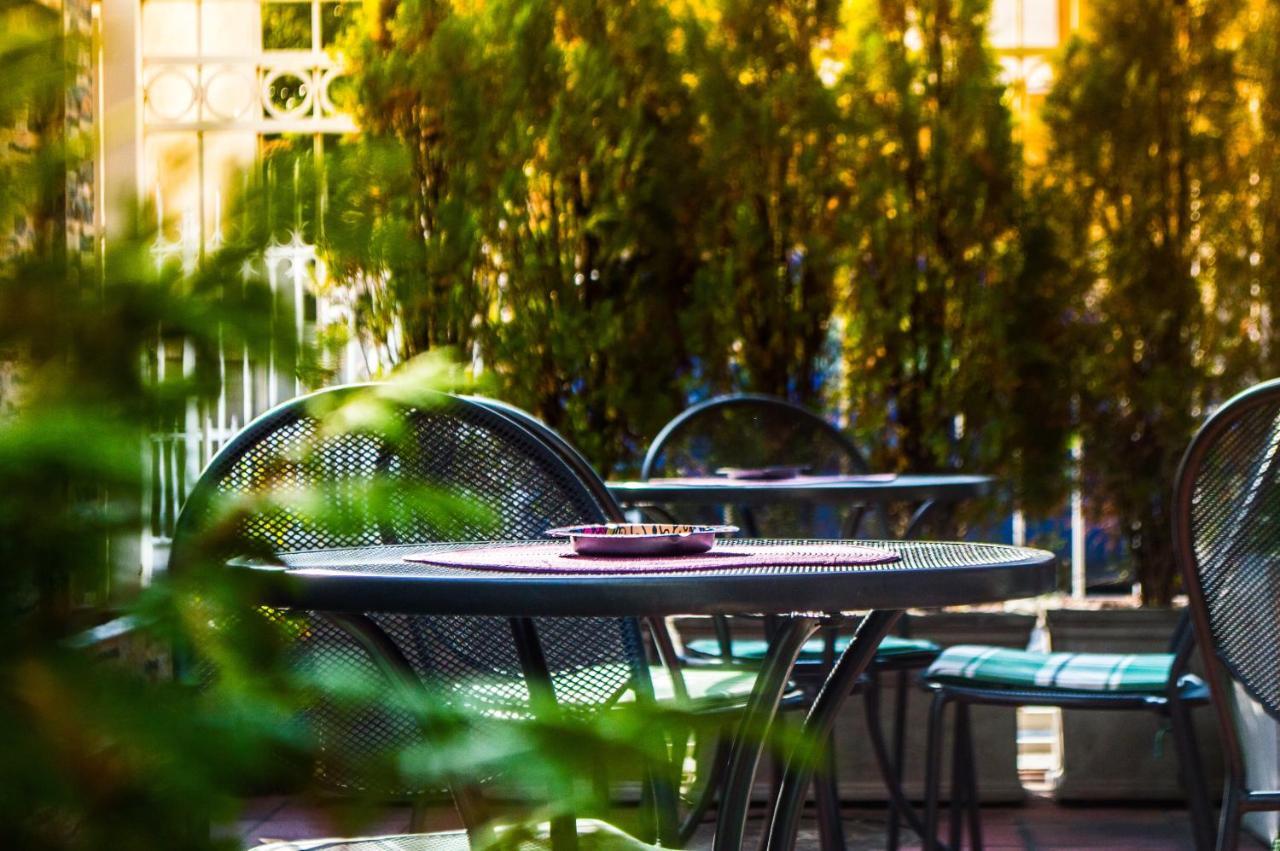 Bed And Breakfast Majesty Ni エクステリア 写真